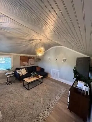 Walk To Festivals And Downtown Fun Holiday home *